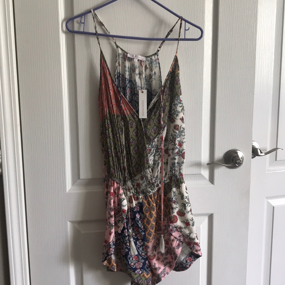Olivaceous romper